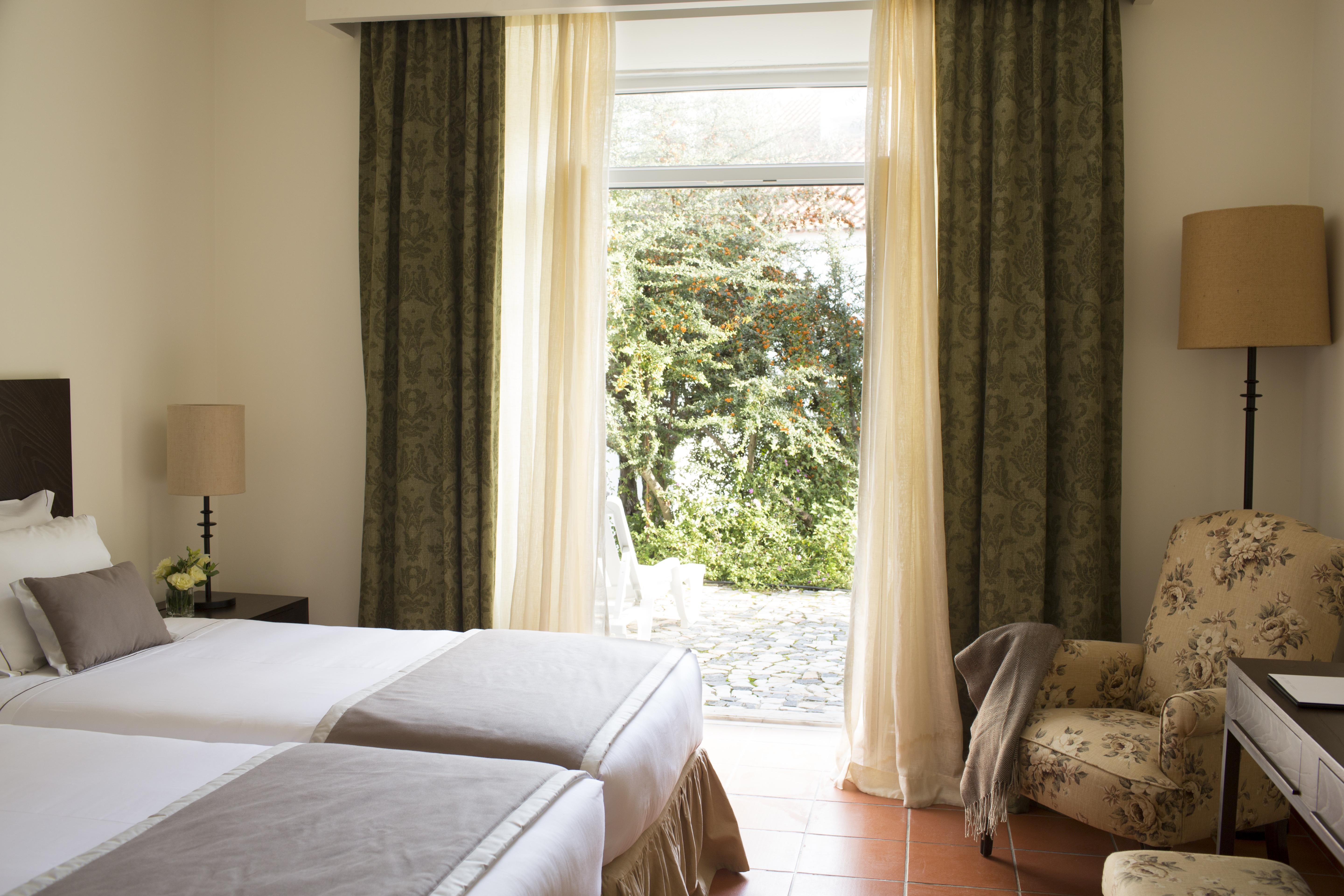 אסטראמוז Pateo Dos Solares Charm Hotel מראה חיצוני תמונה